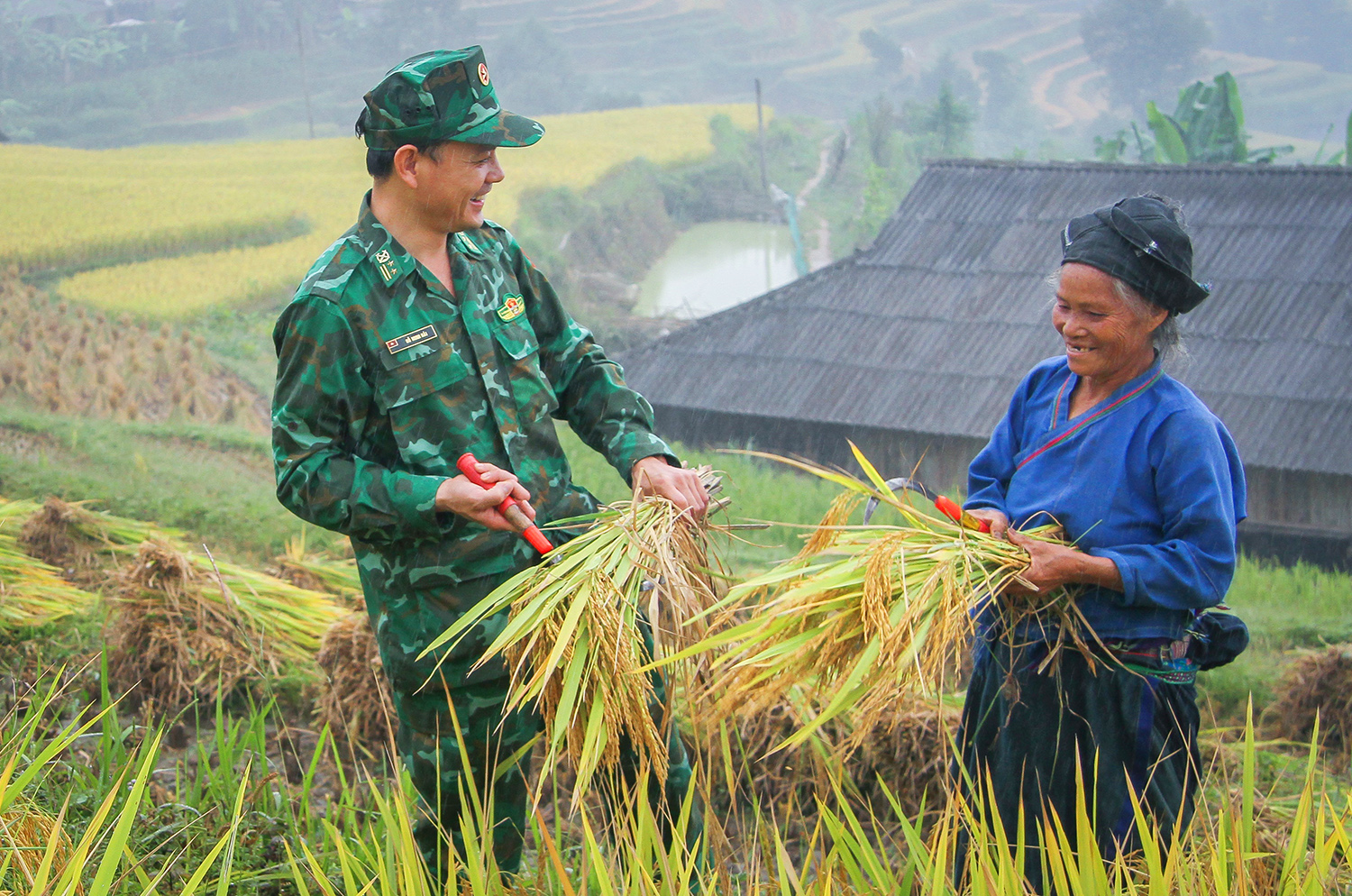 Cội nguồn sức mạnh quân đội nhân dân - Giữ vững bản chất 'của dân, do dân, vì dân' theo tư tưởng Hồ Chí Minh 2